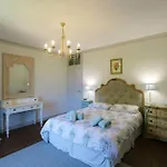 Villa Splendid Mansion In With Heated Pool And Tennis Court *