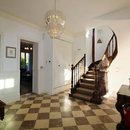 Splendid Mansion In With Heated Pool And Tennis Court Villa Sarlat-la-Canéda