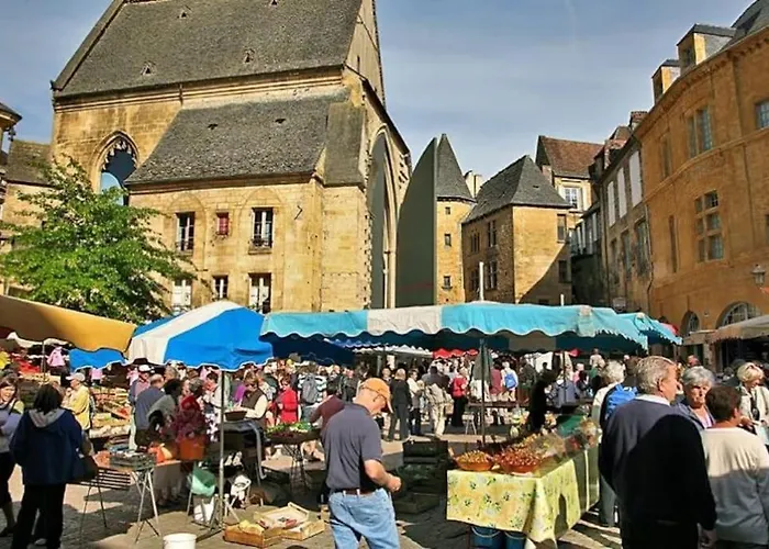 Villa Splendid Mansion In With Heated Pool And Tennis Court