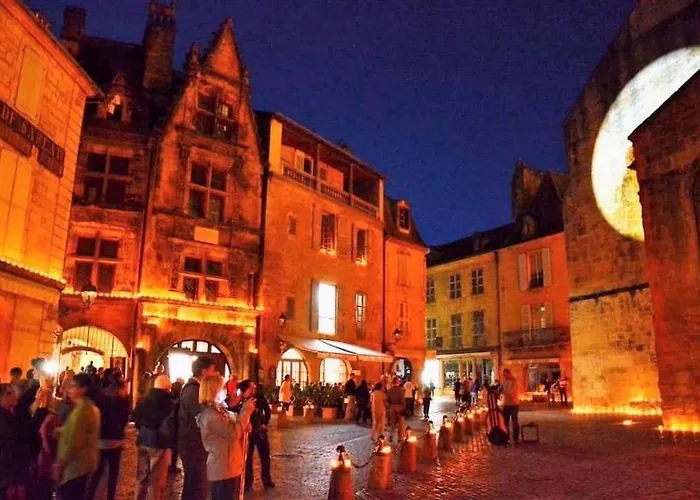 Splendid Mansion In With Heated Pool And Tennis Court Villa